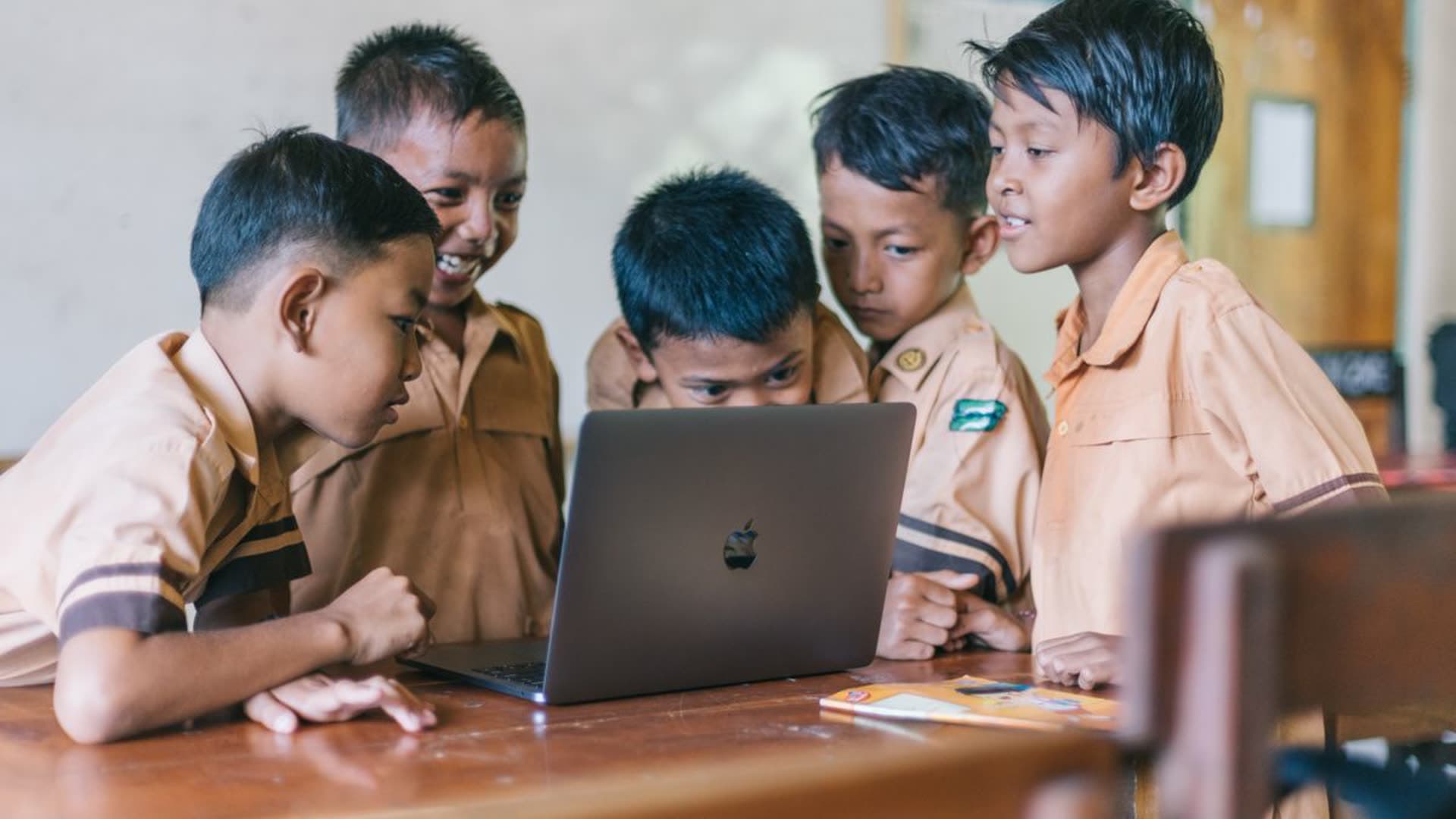 Selamat Datang di SMK Uji MSE611ZB